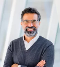 Payam Nahid